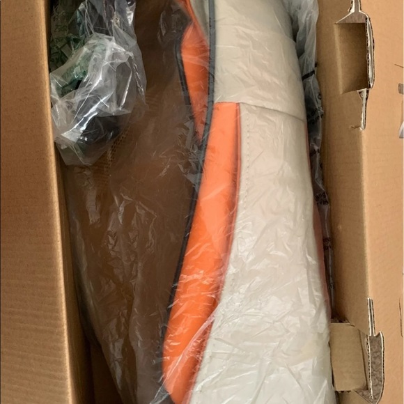 Massage of Neck Kneading including Travel Bag - Picture 6 of 6